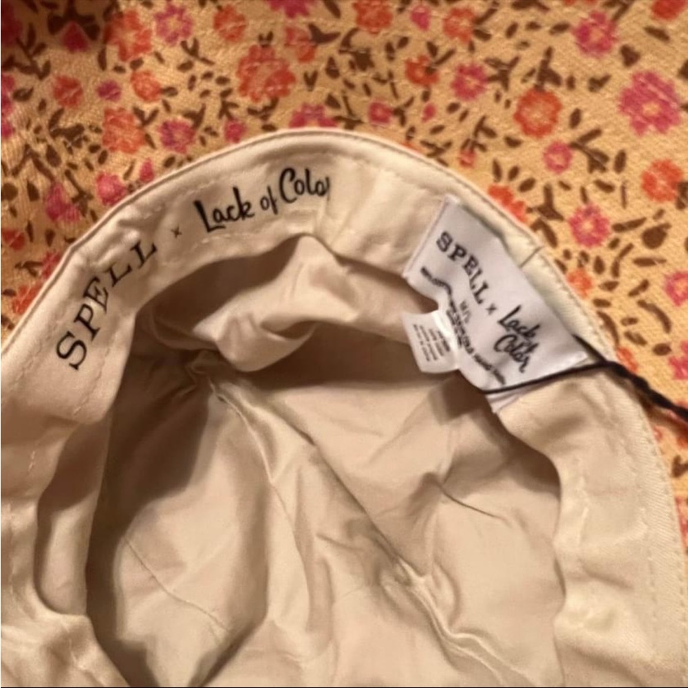 Spell Rae Bucket Hat - Picture 11 of 12